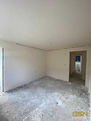 11-ÇAYIROVA YENİMAHALLE MERKEZİ KONUMDA 3+1 OCAK 2025  TESLİM DAİRELER